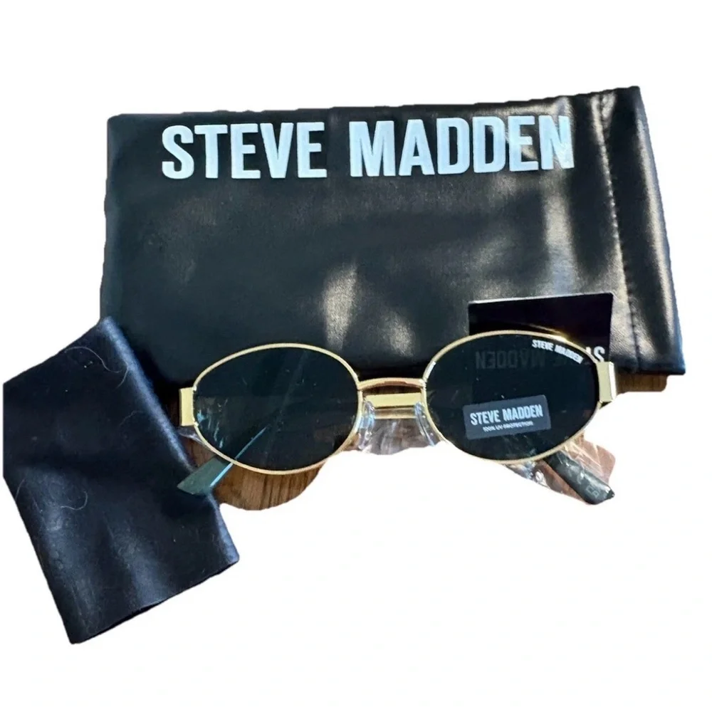 NWT Steve Madden 90’s  Gold Micro Oval Sunnies Slim Wire Frame Vintage Chic Vibe